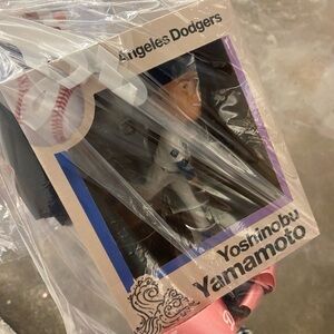 Yoshinobu Yamamoto first pitch bubble head